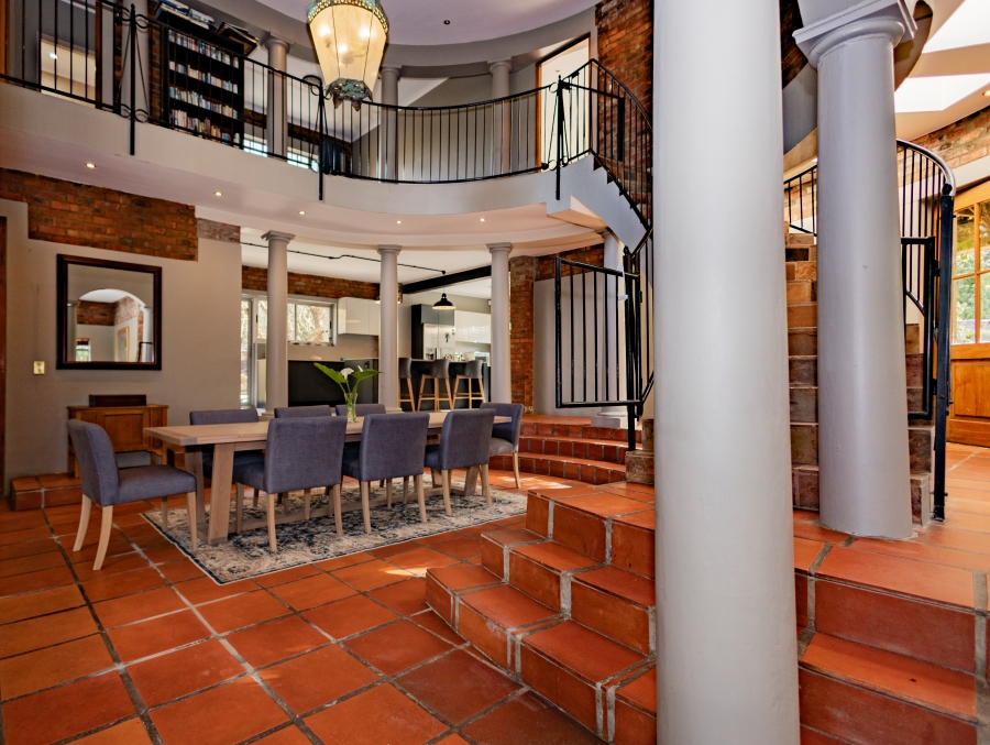 6 Bedroom Property for Sale in Vierlanden Western Cape